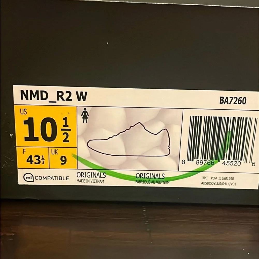 Adidas NMD_R2 NMD Shoes Sneakers new Boost BA7260 Women’s Size 10.5